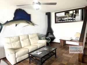 Sun Beach Margon Salou , vistas al Mar, piscina y PK