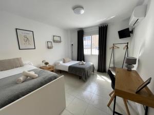 Habitaciones Casa Familiar La Zubia