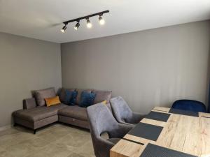 VIN service Atbrivosanas alley 119