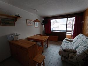 Appartements Residence Ferme D'augustin - Batiment I - Studio pour 2/4 personnes - Skis aux pieds MAE-9084 : photos des chambres