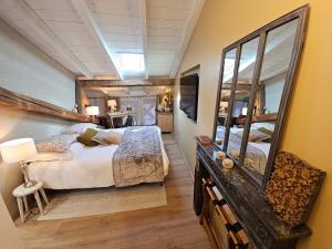 B&B / Chambres d'hotes La Grange du couvent B&B : photos des chambres