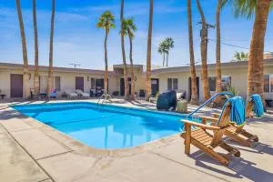 Lido Palms Resort and Spa - Dos Palmas Corners