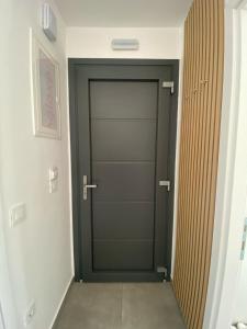 Helios Suite Isabella