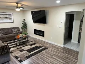 Spacious and tranquil 5br house in charming East Stroudsburg w game room, pets allowed - 布什基尔