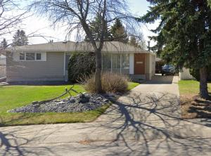 Comfy Corner Stays 2 Cross st of W Edmonton Mall