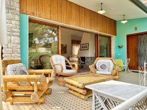 Golden Luxe - Villa turchese near the sea