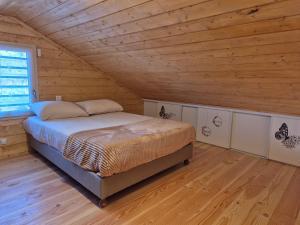 Maisons de vacances Le chalet du bord de Saone : photos des chambres