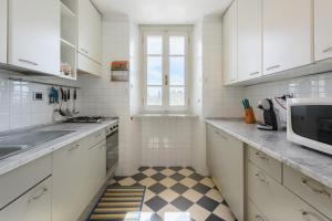 Golden Luxe - WoW Forte dei Marmi Terrace Style