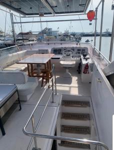 Golfe-Juan Yacht