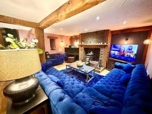 Luxury 3 bed rural stone barn INCL CONT BREK for 5