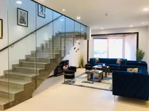 Swissôtel Apartments - Duplex 1 2 3 4 Penthouse Penta Square Lahore - Chung Khurd