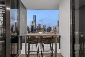 Altitude Suite - Stunning City & River Views!
