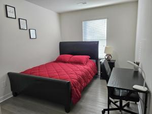 Charlorre Townhome - 1BR Pet Friendly