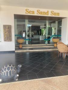 Sea sand Sun แม่รำพึง