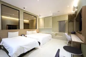 Almond Hotel Busan Station - Ch'oryang-jong