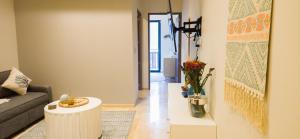 Seascape apartment near the beach with a sea-view rooftop and infinity pool