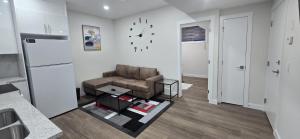 Cozzy Cityscape & Airport Retreat