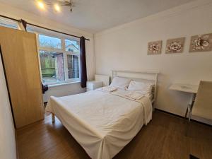 Rooms Near Canary wharf