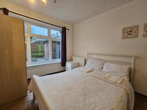 Rooms Near Canary wharf