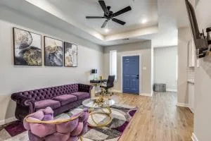 Posh royalty living in a gated new neighborhood! - Klein