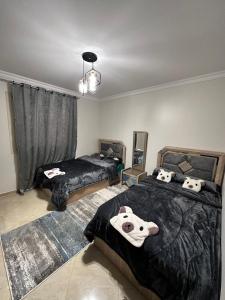 شقة فندقية بالشيخ زايد امام city walk و جميع الخدمات