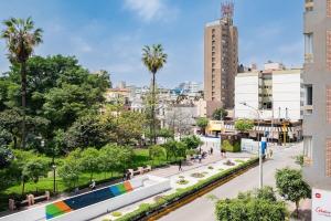 Urban Schell Miraflores Apartment by Geko