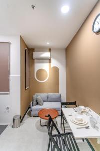 Neu Suites Ampang near LRT Jelatek