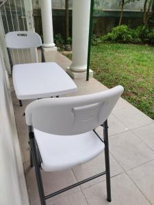 Kesia House - Meeting & Resting