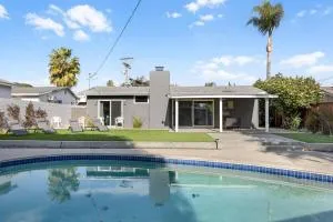 Spacious Valley Pool House 2 - غرانادا هيلز