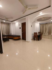 Spacious 1 BHK Apartment in Sanpada, 9 mins from Vashi Station