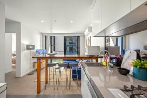 WOW Self-contained Apartment on Daly