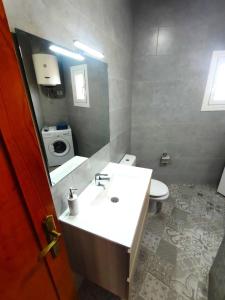 Apartment on the front line from the ocean