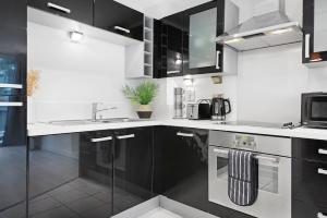 NEW Cosy Excel 1 Bedroom Apartment