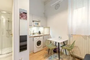 V City Studios - Nemesvámos