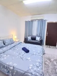 Al Ain Blue - Al 'Ayn Al Ain Blue - Al 'Ayn