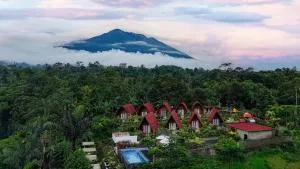 The Hidden Valley - Menanga