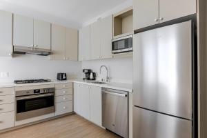 Blueground Downtown elevator nr parks LAX-1248