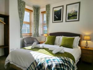 Inverness City 4 Bedroom house free parking