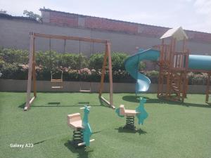 Moderno departamento con vista panorámica cerca a los centros comerciales