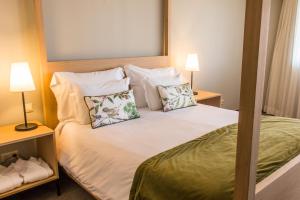 Suite (2 Adults + 2 Children up to 12 years old) room in Evora Hotel
