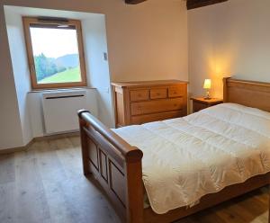 Maisons de vacances Corps de ferme en Aubrac avec jacuzzi : photos des chambres