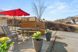 EDMUNDs - Bergblick im Wanderparadies, Nintendo Switch, Parkplatz