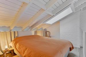 Loft City Center - 1 bedroom - parking - by FineNest