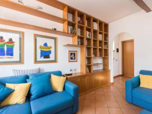 TREVI luxury with terrace