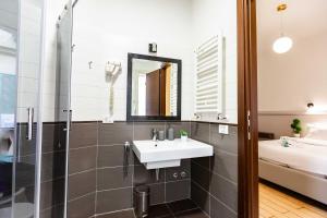 Renovated 2-bdr flat Statuto - ZEN 51