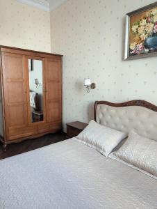 V.I.P.Apartmens Rynok Sqr.19