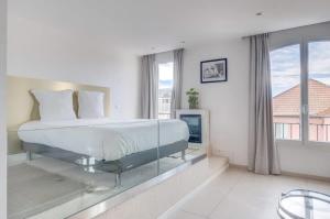 Le Semiramis l Central & Views l Shellter Rentals