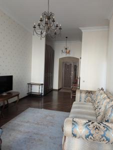 V.I.P.Apartmens Rynok Sqr.19