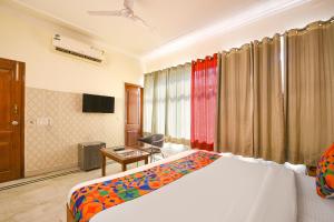 Hotel Gracious - Civil Line