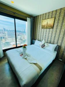 The base Condo luxury room by Numam